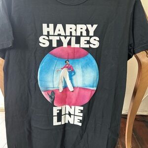 Harry styles fine line album cover t shirt brand new, never worn, size small